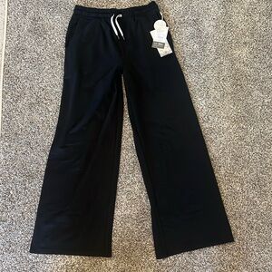 Vuori Halo Essential Wideleg